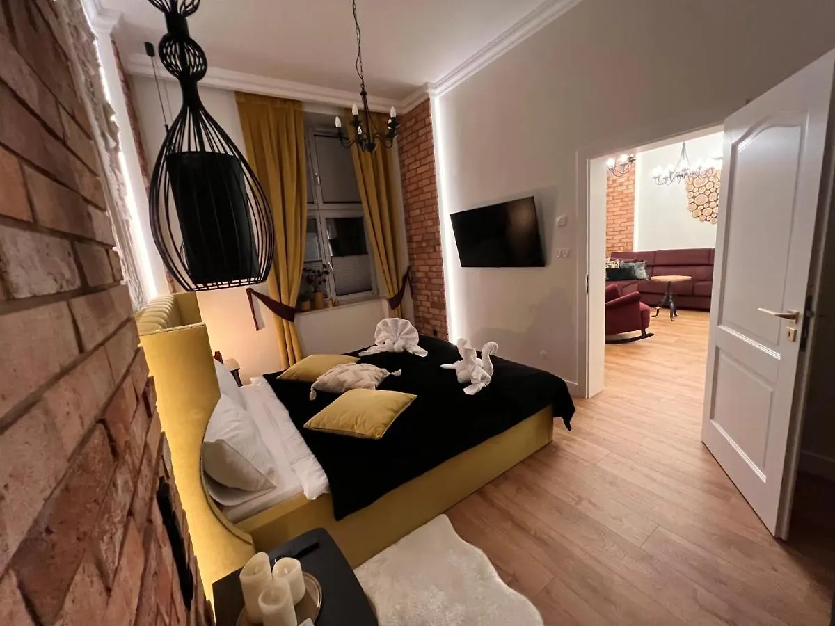 Brick Castle - Apartament Helga Wrocław